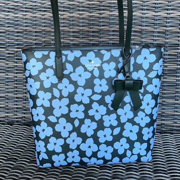 Kate Spade brynn tote - Picture 2 of 16